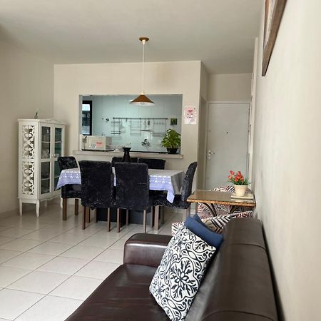 Apartamento Amplo A Menos De 400 Metros Da Praia Localizado Proximo A Praca Da Brunella, Area Nobre Do Guaruja. Exterior photo
